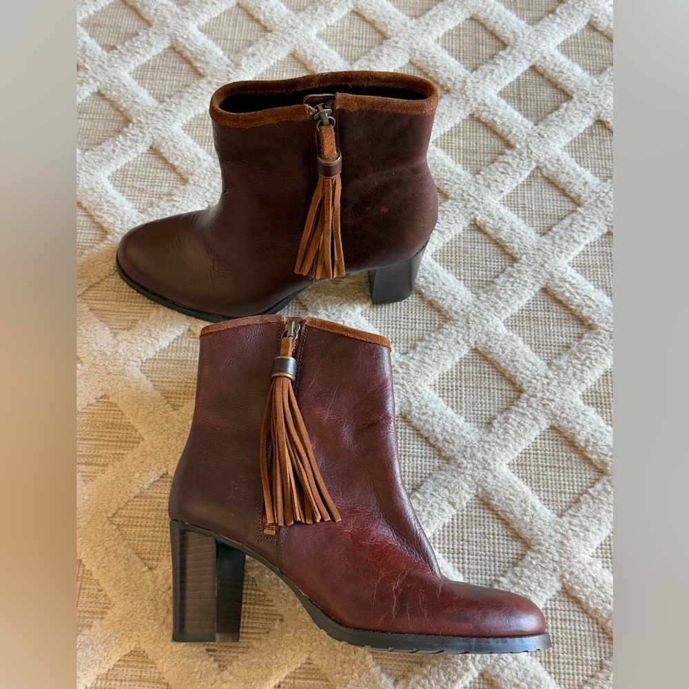 Lauren Ralph Carah Brown Leather Ankle Boots Zip Tassels Women's Size 8B - Picture 7 of 15